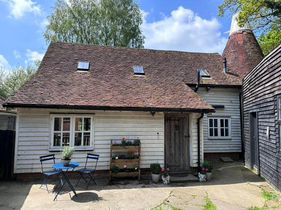 Villa Beautiful 2 Bed Oast - 15 Acre Farm - Tunbridge Wells Extérieur photo