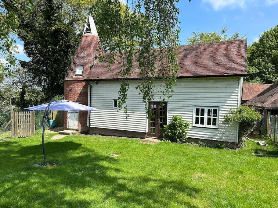 Villa Beautiful 2 Bed Oast - 15 Acre Farm - Tunbridge Wells Extérieur photo